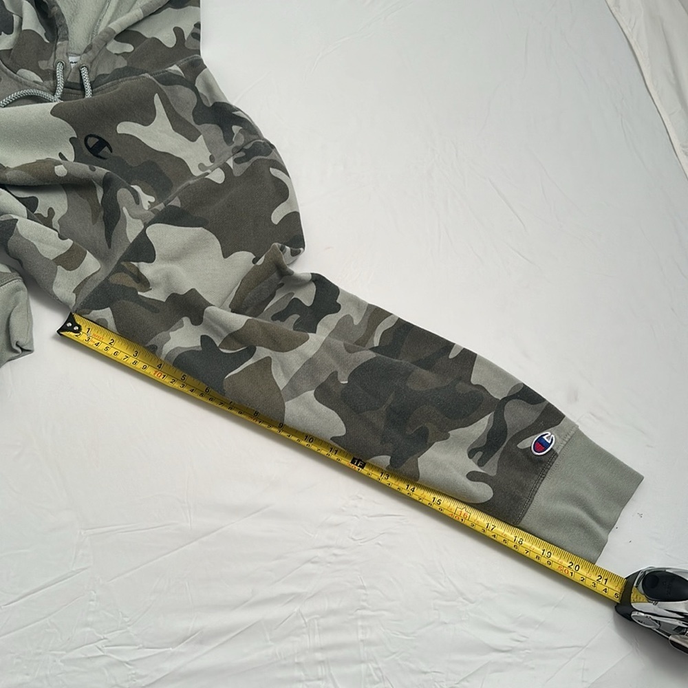 Champion green gray camouflage front pocket hoodie - Picture 5 of 9